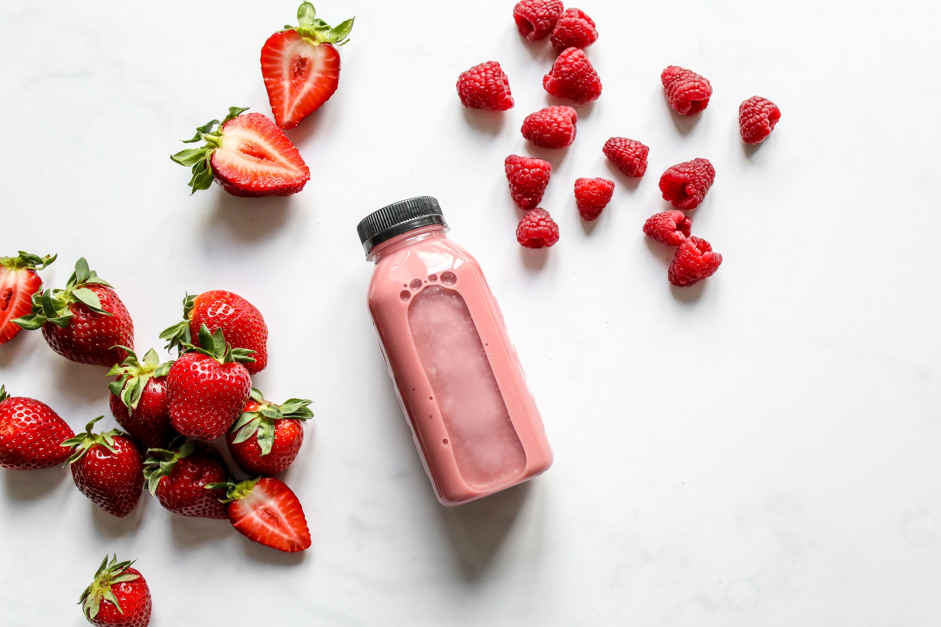 GreatBerry pink smoothie bottle